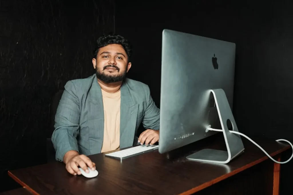 What Makes aaryaeditz.org Popular in SEO Discussions?