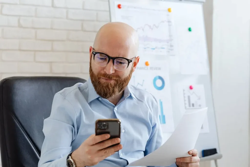 What Makes simplifydiggs.com Popular in SEO Discussions?